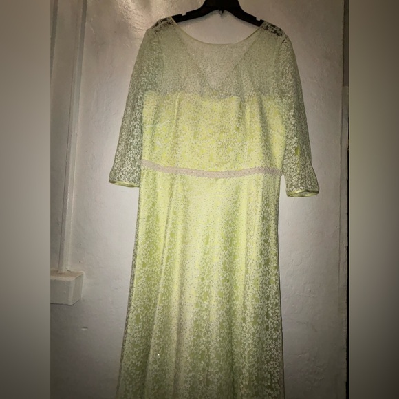 Tahari Dress - Picture 9 of 11